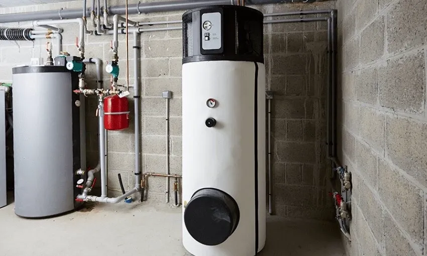 Chauffe-eau thermodynamique et ballon tampon dans une chaufferie